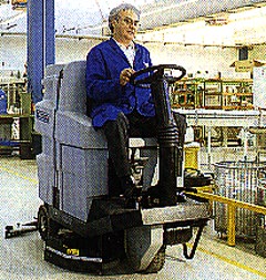 Cobra95.jpg (36571 Byte)